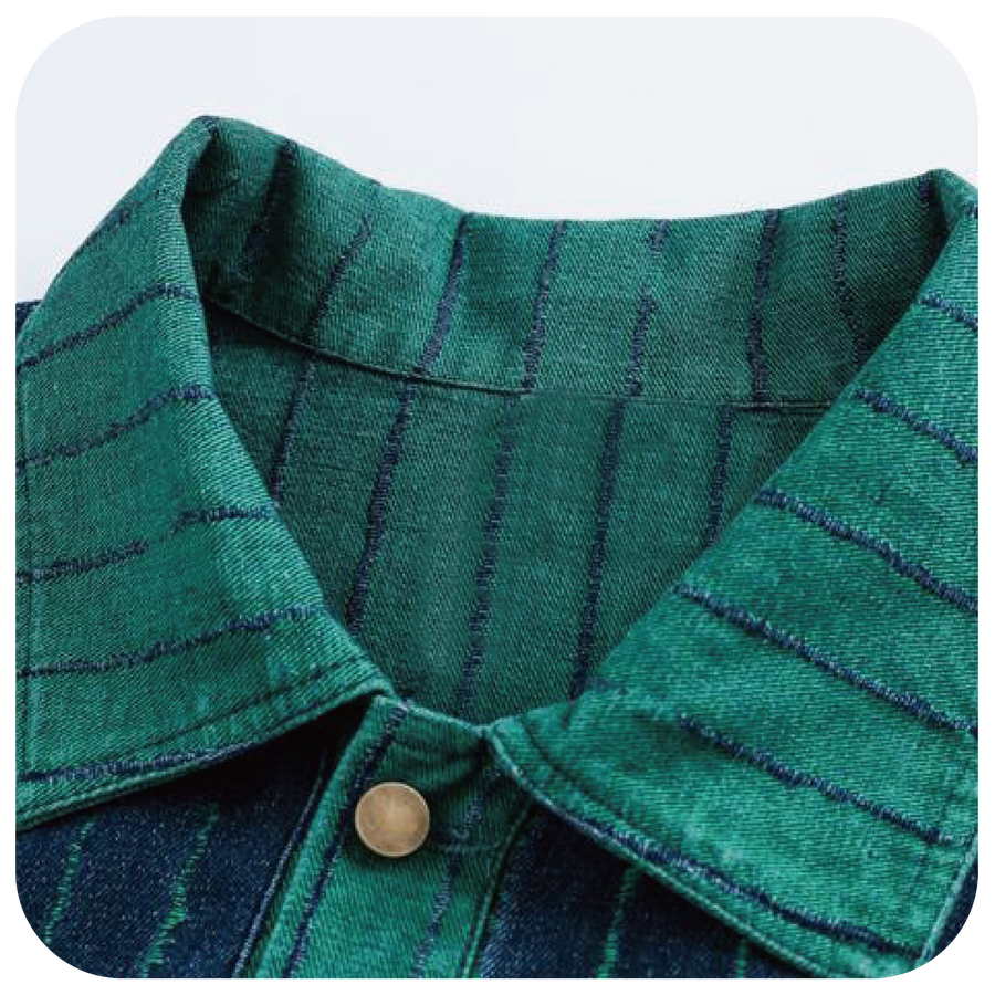 Джинсовая куртка в зеленую полоску