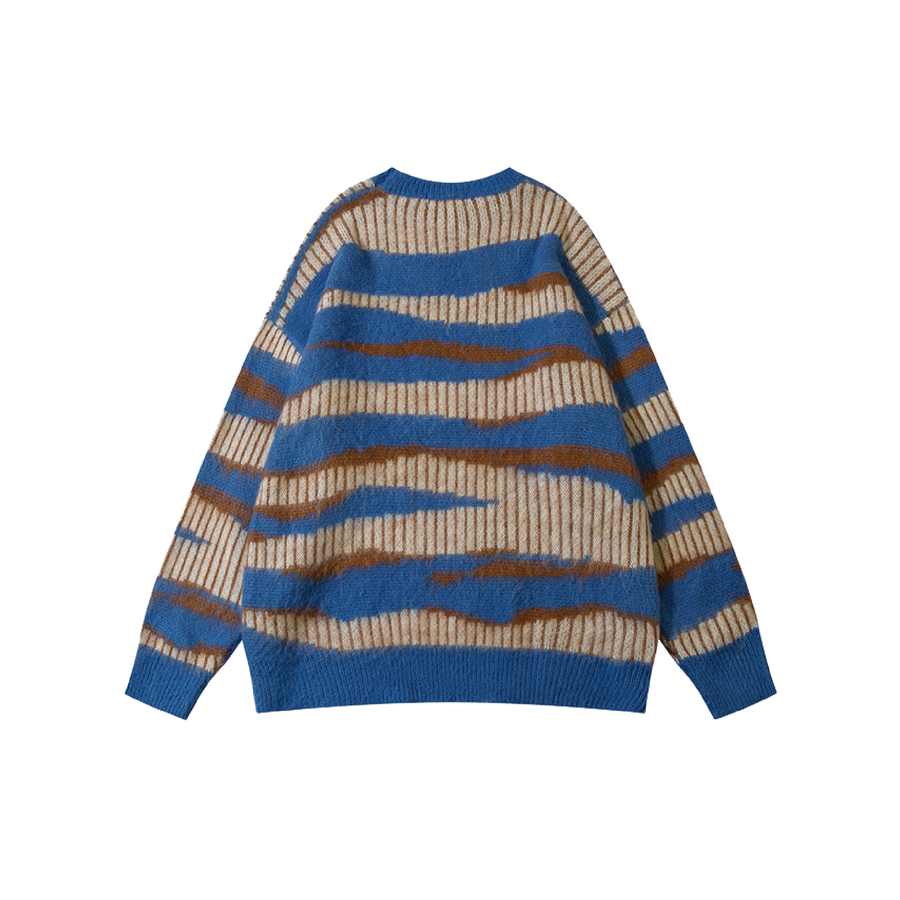 Вязаный пуловер с нерегулярными полосками